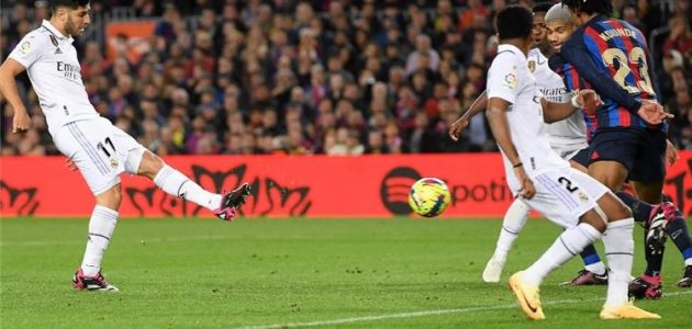 موندو: أسينسيو وجه رسالة صادمة لـ برشلونة في مباراة الكلاسيكو